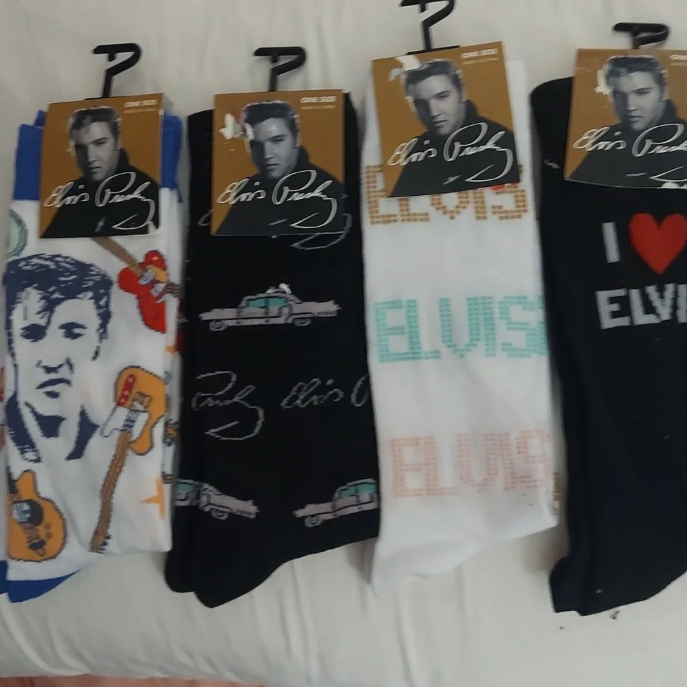 Lot 4 Pair ELVIS Presley Crazy Socks  Crew Graphic Prints NEW One Size 7-12